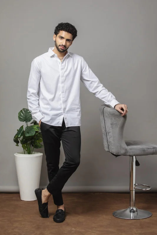 SIGNATURE COLLAR ACCENT SHIRT